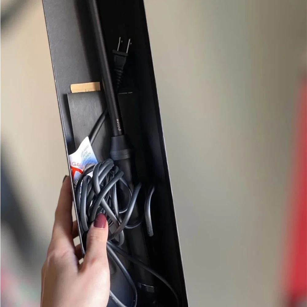 GHD Thin Curling Wand - Picture 2 of 5